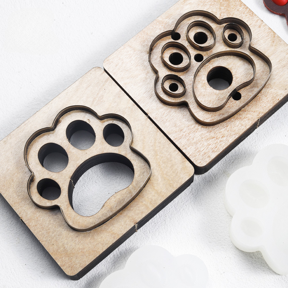 Dog Paw Shaped Leather Cutting - Leatherwork Templates recension och pris
