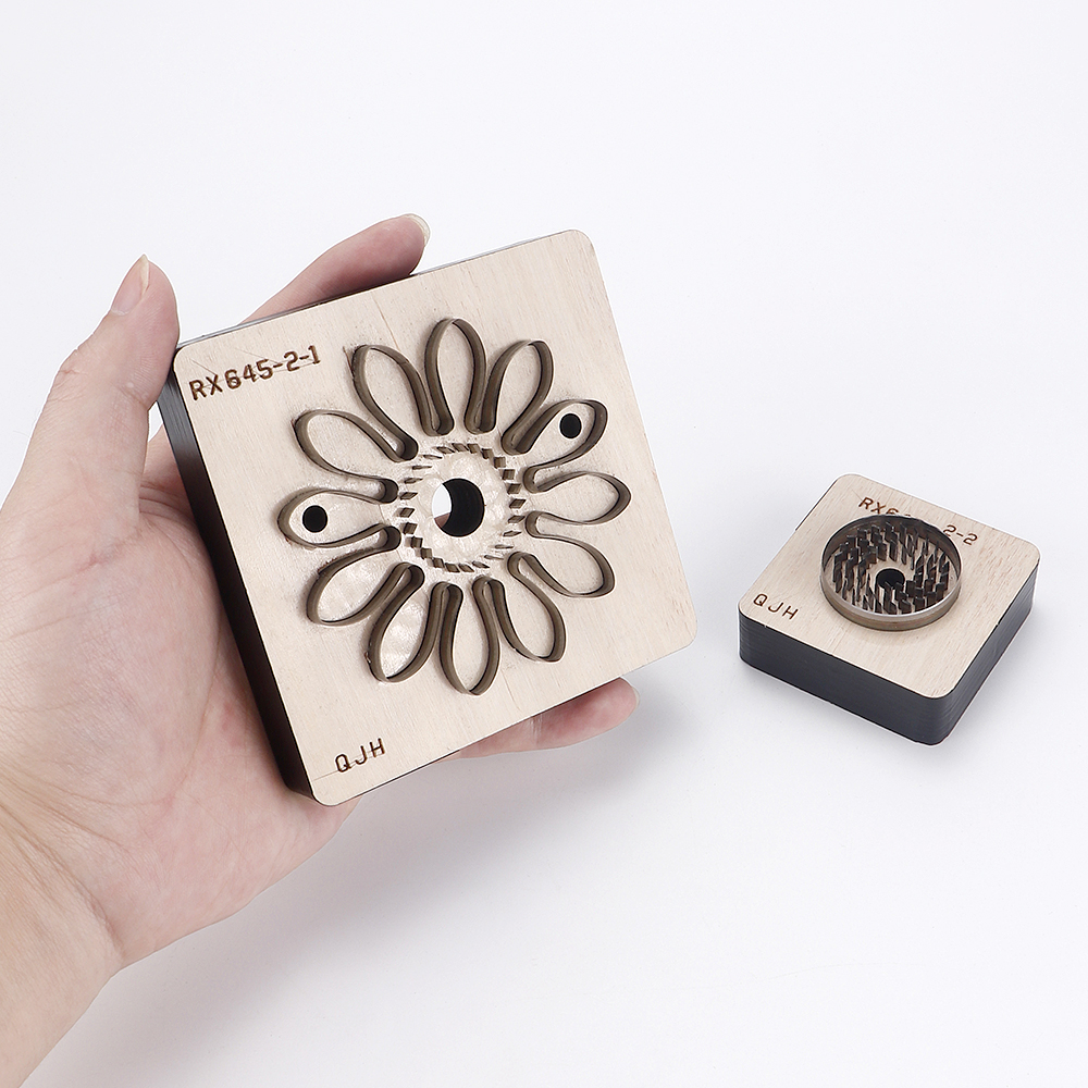 1Set Flower-Shaped Cutting Mol - Leatherwork Templates recension och pris