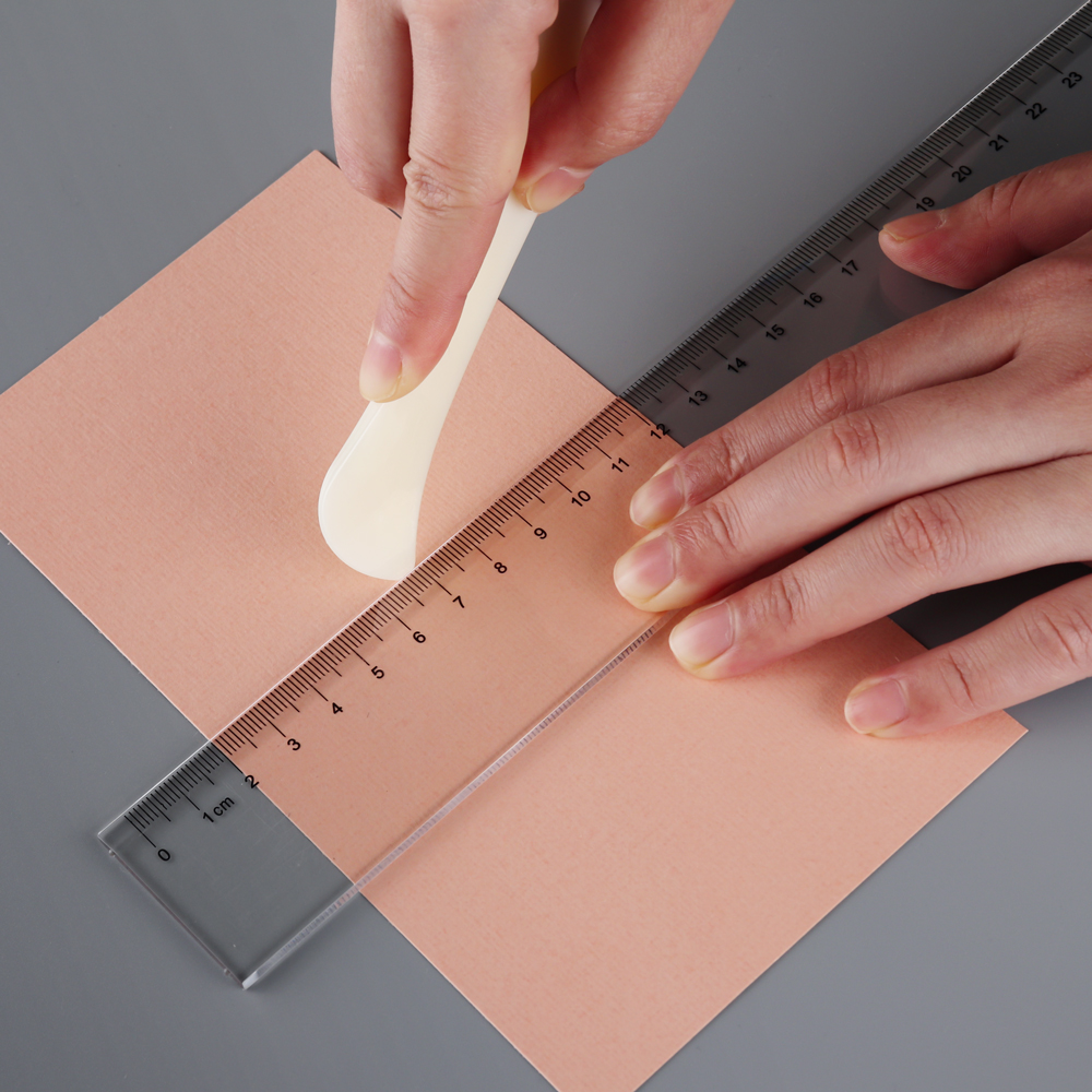 Paper Creaser and Bone Folder  - Bone Folder Tool recension och pris