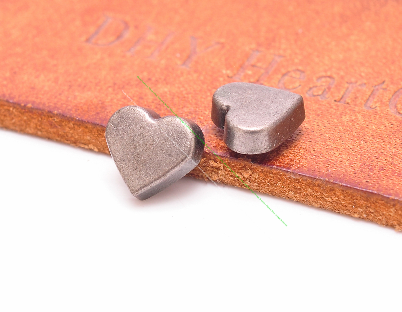 50Pcs Retro Silver Love Heart  - Leatherwork Jewelry recension och pris