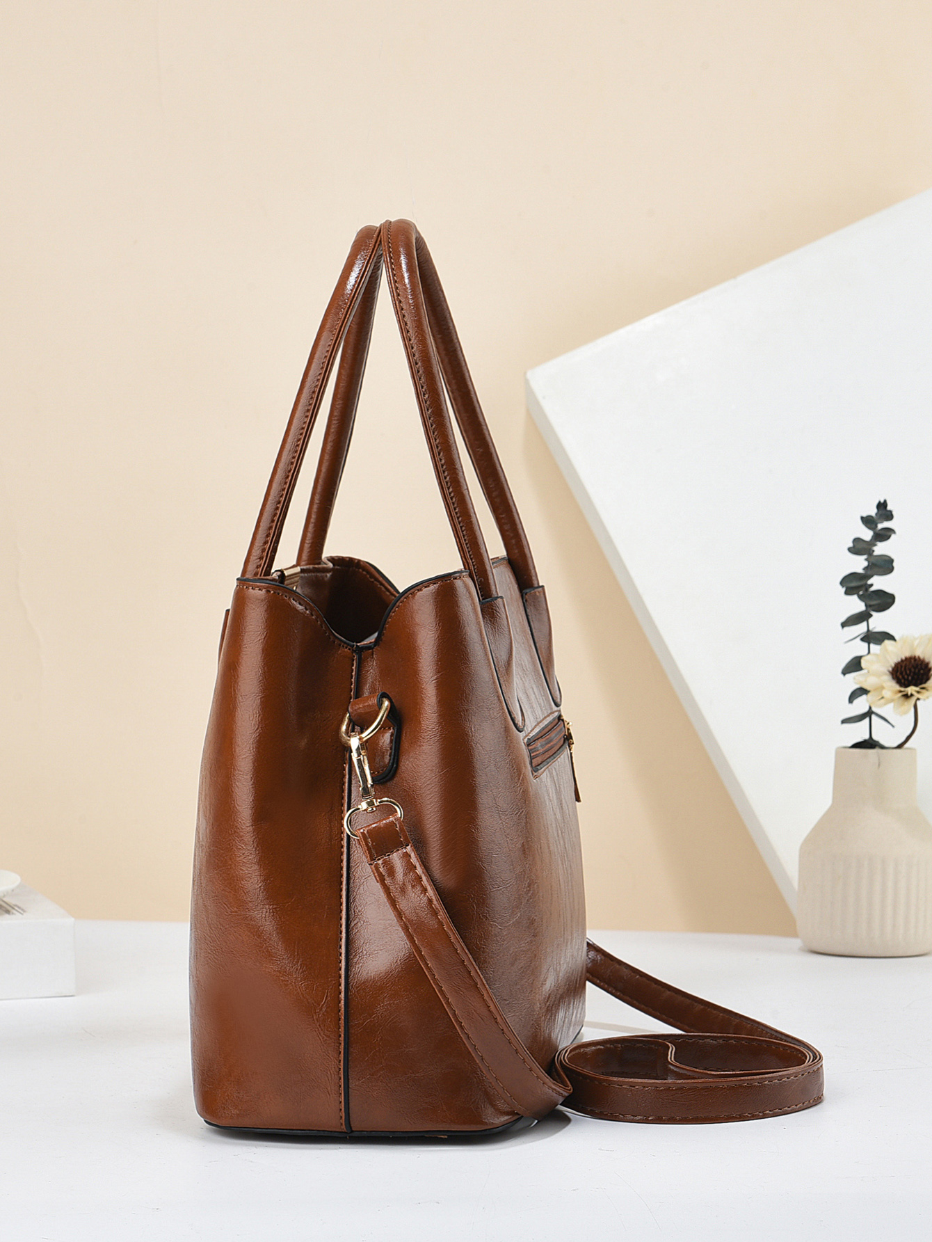 Retro Solid Color Handbags For - Leather Work Handbags For Women recension och pris